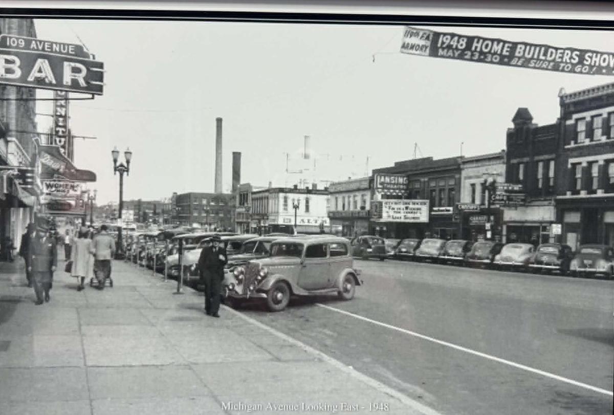 Michigan Avenue in Lansing looking east, 1948, with the Lansing Theatre marquee
